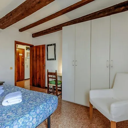 View In Venice! Charming With Private Roof Terrace Apartment *