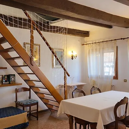 公寓 View In Venice! Charming With Private Roof Terrace